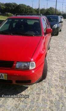 VW Polo 1.4 variant Abril/98 - à venda - Ligeiros