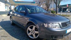 Audi A4 1.6 GPL Julho/01 - à venda - Ligeiros Passageiros,