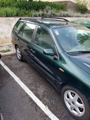 Fiat Marea Wekeend Junho/98 - à venda - Ligeiros