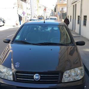 Fiat Punto lll Novembro/03 - à venda - Ligeiros