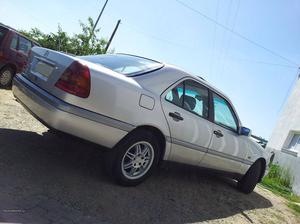 Mercedes-Benz C 200 Diesel-Troca Janeiro/95 - à venda -