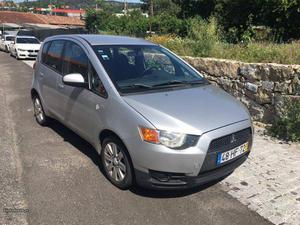 Mitsubishi Colt 1.1 AC Janeiro/09 - à venda - Ligeiros