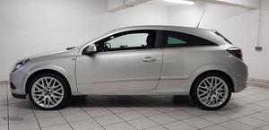 Opel Astra GTC Full Extras Setembro/10 - à venda -