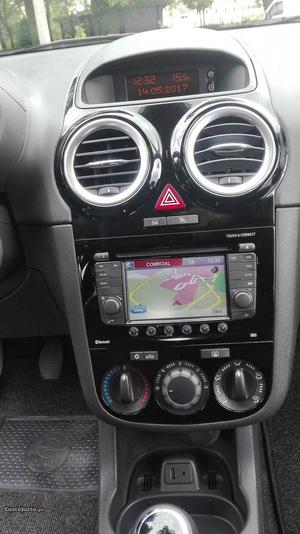 Opel Corsa 1.3 CDTi - GPS Março/14 - à venda - Ligeiros