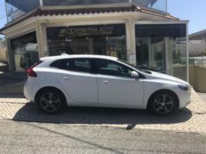 Volvo V d2 momentum eco