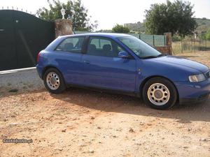 Audi A3 1.9 TDI DIESEL Março/98 - à venda - Ligeiros