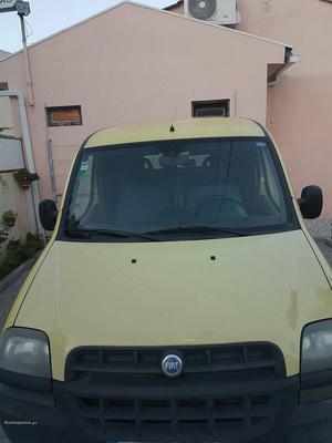 Fiat Doblo d Abril/01 - à venda - Comerciais / Van,