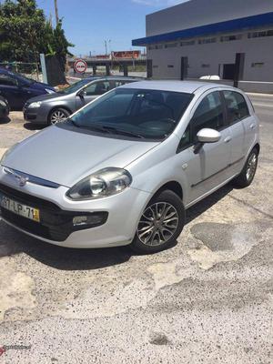 Fiat Punto evo 1.2 Abril/11 - à venda - Ligeiros