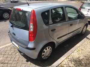 Mitsubishi Colt 1.1 Invite Pack 3 Maio/05 - à venda -