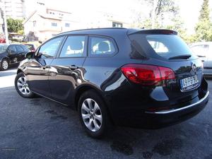 Opel Astra STour Cdti 95CV 64Mk Março/15 - à venda -