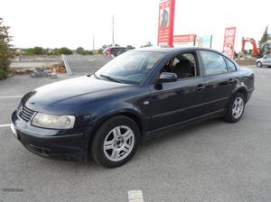 VW Passat 1.9 tdi 110cv Agosto/97 - à venda - Ligeiros