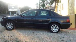 Audi A4 sport Fevereiro/97 - à venda - Ligeiros