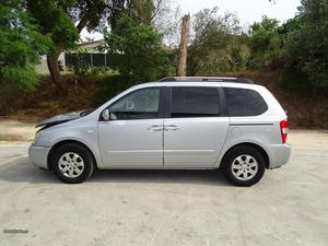 Kia Carnival 2.9crdi Sinistrado Janeiro/07 - à venda -