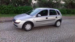Opel Corsa Económico e Citadino Julho/01 - à venda -