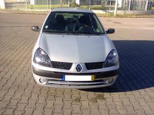 Renault Clio  V Agosto/03 - à venda - Ligeiros