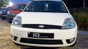 Ford Fiesta 1.4 tdci sport van Março/03 - à venda -