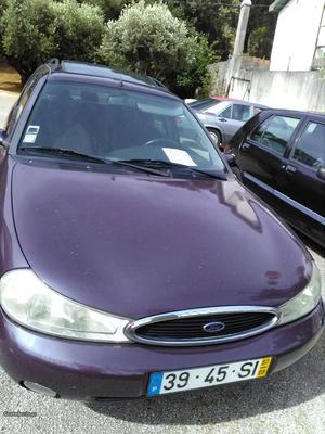 Ford Mondeo Passagueiros Março/99 - à venda - Ligeiros