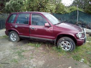 Kia Sportage avariado retomo Fevereiro/96 - à venda -