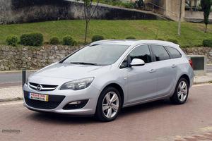 Opel Astra SPORT TOURER 1.3CDTI Agosto/14 - à venda -
