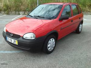 Opel Corsa v, 132milkms Março/98 - à venda -