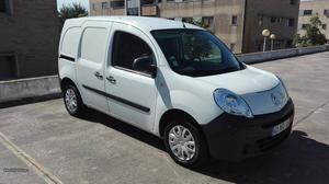 Renault Kangoo 1.5 dci 90 cv Abril/13 - à venda -