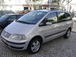 VW Sharan 1.9 TDI 7 LUGARES Janeiro/02 - à venda -