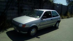 Ford Fiesta 1.1gl Maio/90 - à venda - Ligeiros Passageiros,