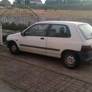 Renault Clio Bep bop Março/95 - à venda - Ligeiros