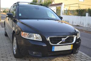 Volvo V D Abril/08 - à venda - Ligeiros Passageiros,