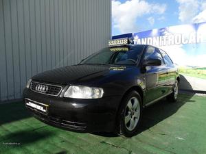 Audi A3 1.9 TDI 110.CV Agosto/98 - à venda - Ligeiros