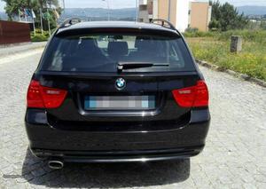 BMW 318 D Touring Lifestyle Janeiro/11 - à venda - Ligeiros
