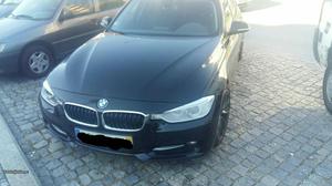 BMW 320 carrinha Novembro/12 - à venda - Ligeiros