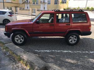 Jeep Cherokee XJ Março/00 - à venda - Ligeiros