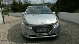 Peugeot 208 Allure Junho/12 - à venda - Ligeiros