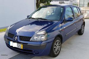 Renault Clio V expression Dezembro/01 - à venda -