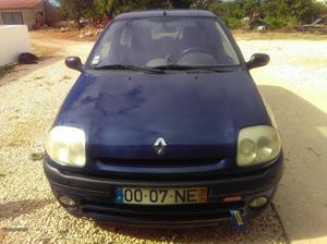 Renault Clio v Setembro/99 - à venda - Ligeiros