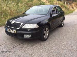 Skoda Octavia 1.9tdi 105 cv Março/08 - à venda - Ligeiros