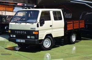 Toyota Dyna Cabine Dupla 7 lug Abril/94 - à venda -