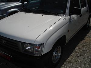 Toyota Hilux Cabine dupla Janeiro/02 - à venda - Comerciais
