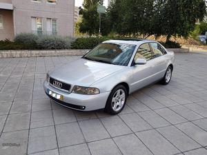 Audi A4 1.9 TDI Cx.Auto Novo Março/99 - à venda - Ligeiros
