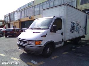 Iveco Daily cv Março/02 - à venda - Comerciais