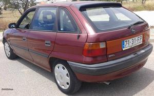 Opel Astra 1.4cc,5-PORTAS Junho/95 - à venda - Ligeiros