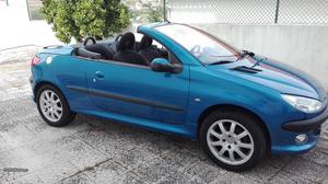 Peugeot 206 CC km Março/01 - à venda - Descapotável