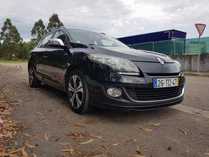 Renault Mégane Dynamique S Março/13 - à venda - Ligeiros