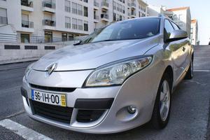 Renault Mégane STourer1.5 DCi Dyn. Outubro/09 - à venda -