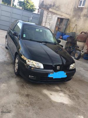 Seat Ibiza  tdi Março/00 - à venda - Ligeiros