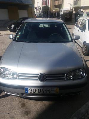 VW Golf Golf 4 1.4cc Março/01 - à venda - Ligeiros