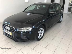 Audi A4 Avant 2.0 TDI Março/13 - à venda - Ligeiros