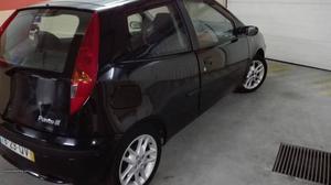 Fiat Punto 1.2ELX Dezembro/00 - à venda - Ligeiros