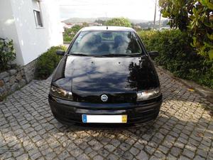 Fiat Punto CV Setembro/01 - à venda - Ligeiros